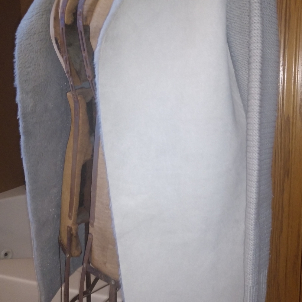 Coat - Picture 10 of 10